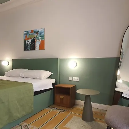 Capital No1 - Zekka * La Valeta